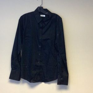 Calvin Klein women’s long sleeve dress shirt